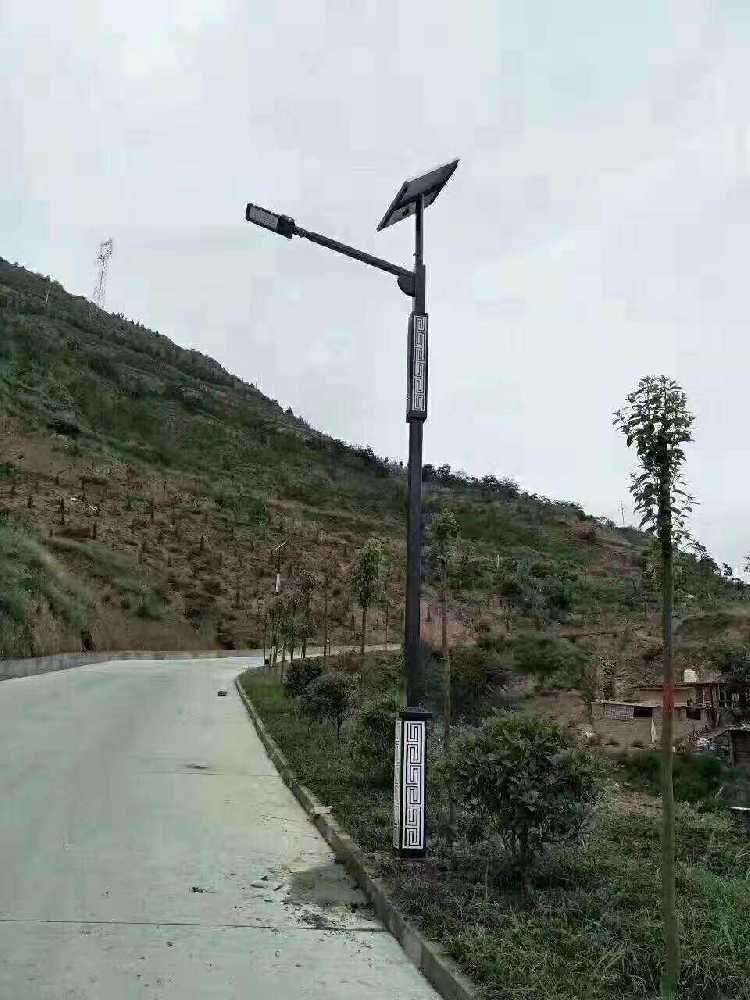 鄂州市仿古太阳能路灯